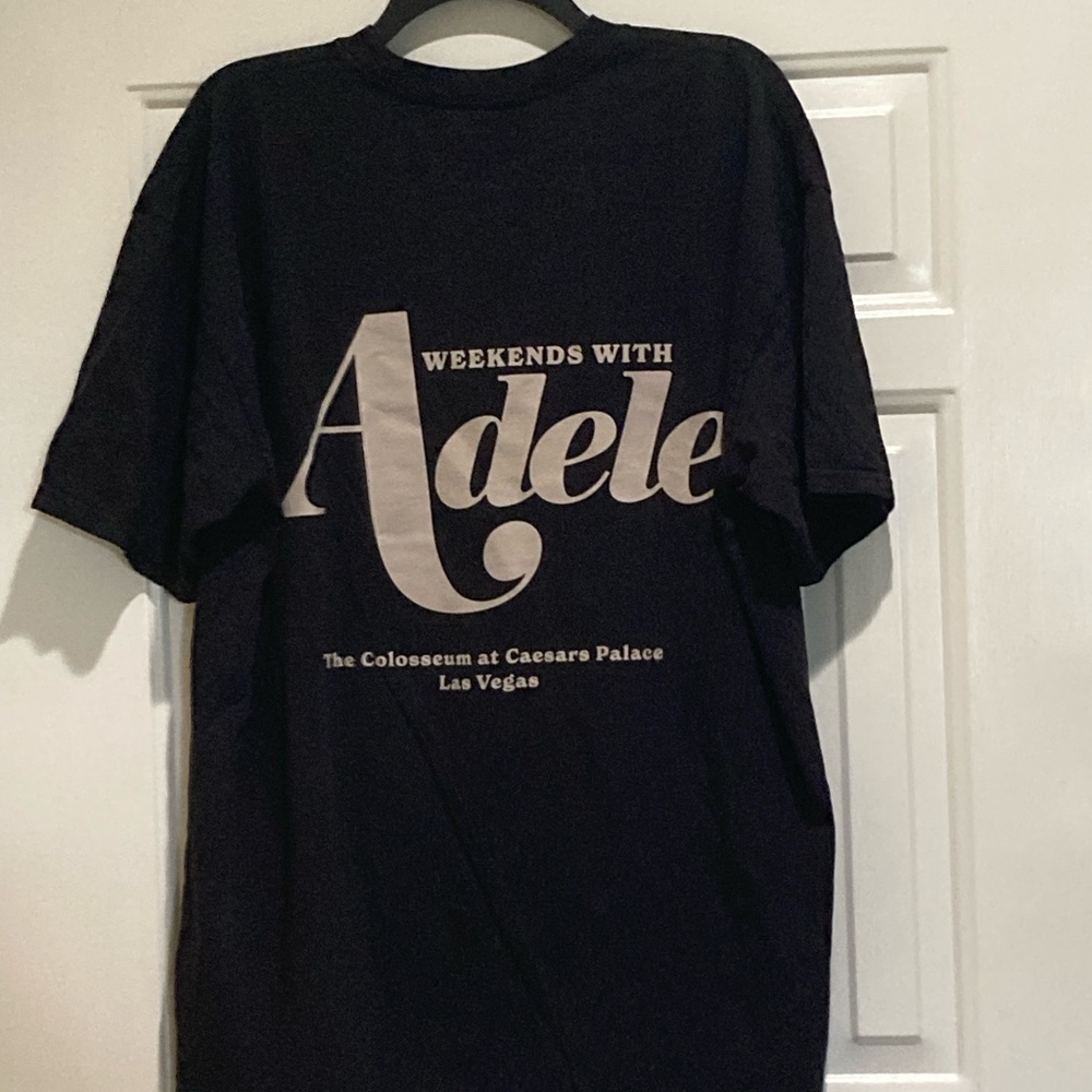 New Weekends with Adele tour tshirt - Picture 2 of 2